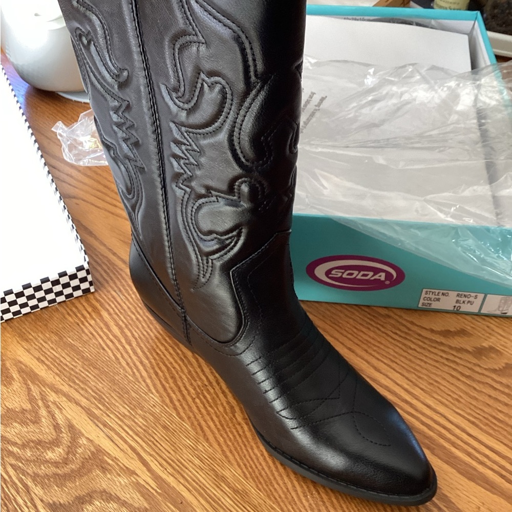 Soda Women's Reno Western Cowboy Boots  Black NEW/NWT